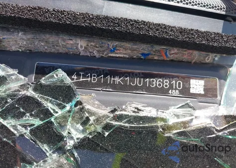 2018 Toyota Camry Se from USA, damaged, VIN 4T1B11HK1JU136810